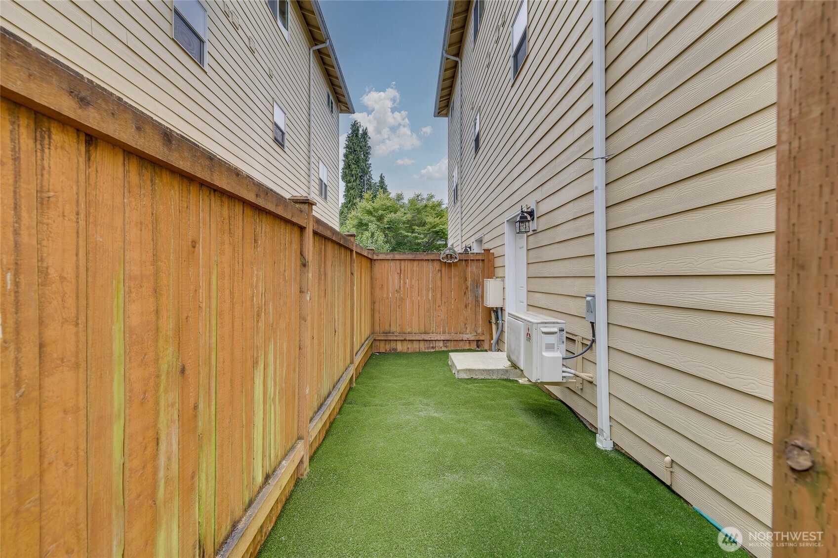 1017 W Main Street Unit: C102