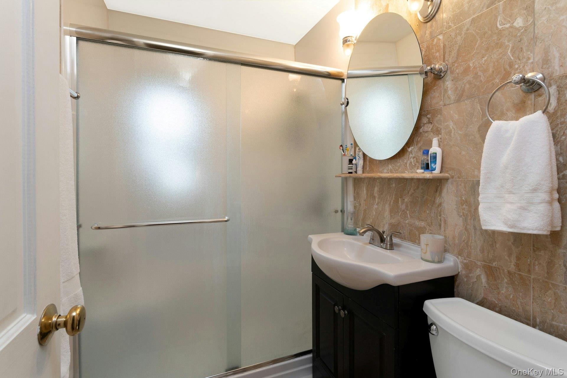 330 S Broadway Unit: B2