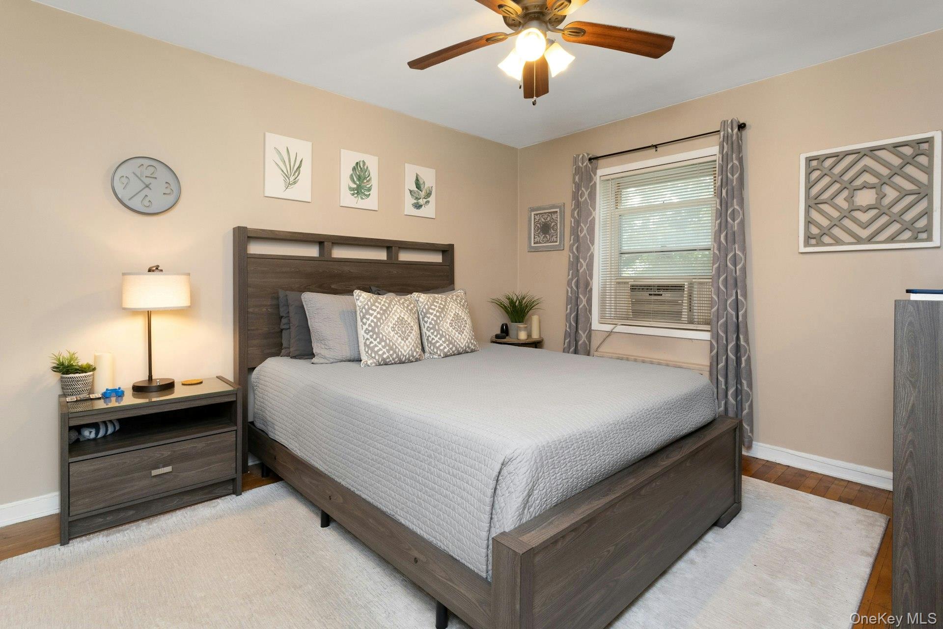 330 S Broadway Unit: B2
