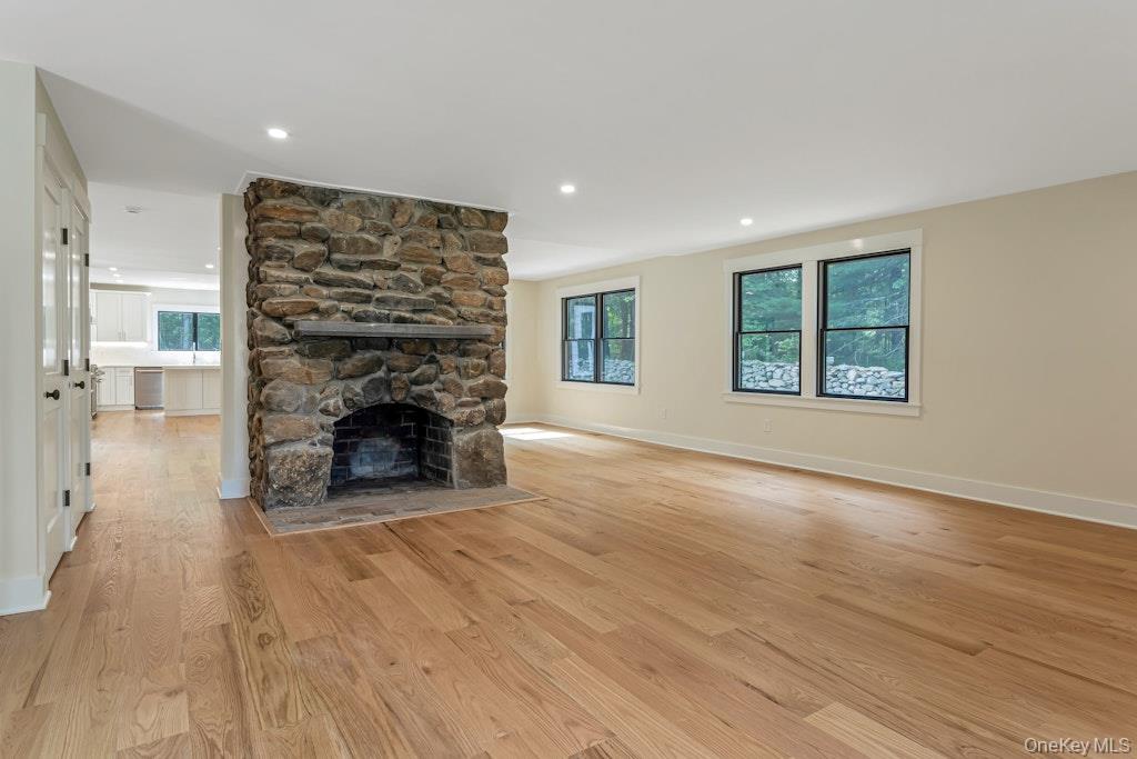 676 Hardscrabble Road