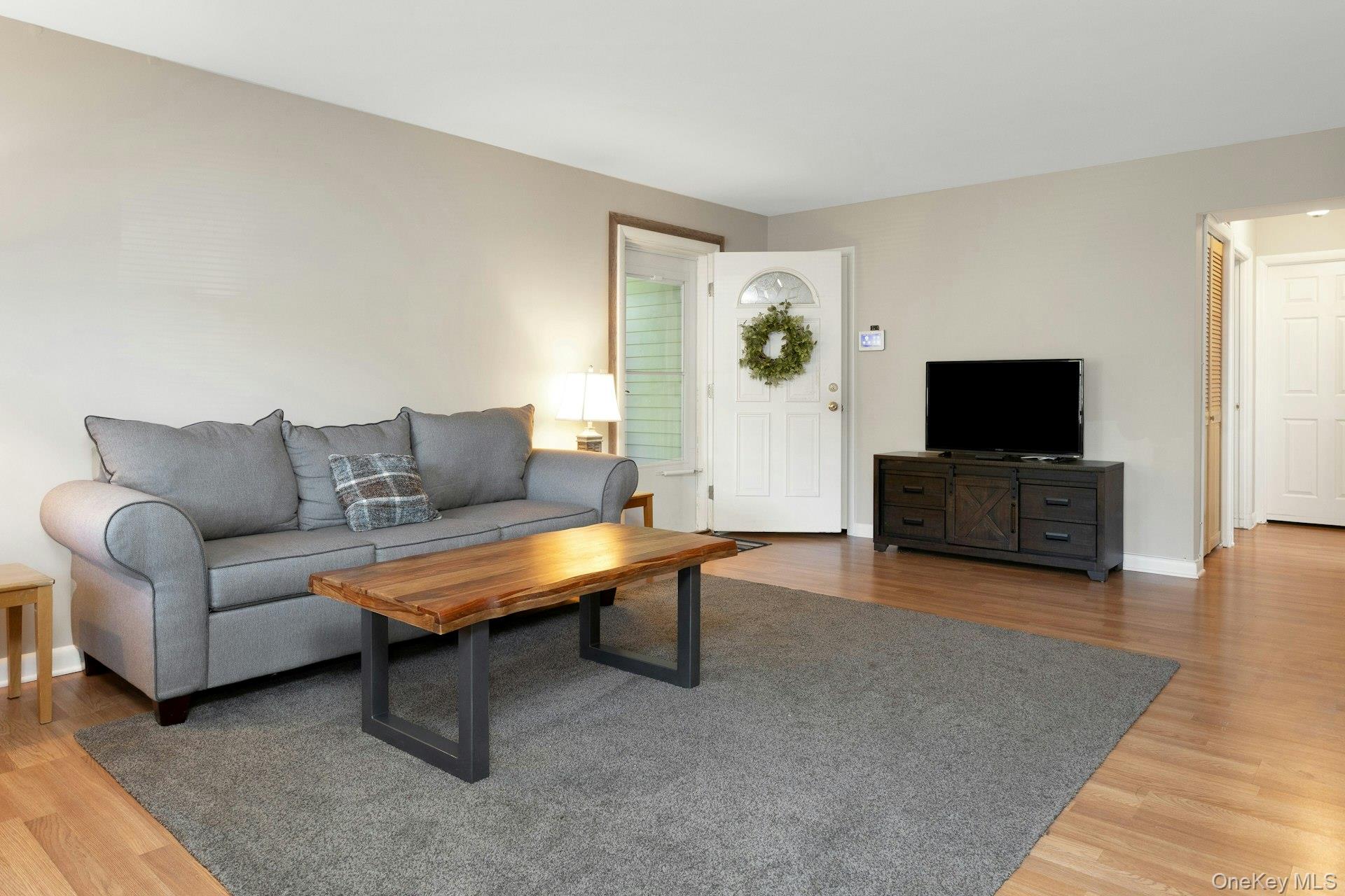 34 B Warwick Place Unit: B
