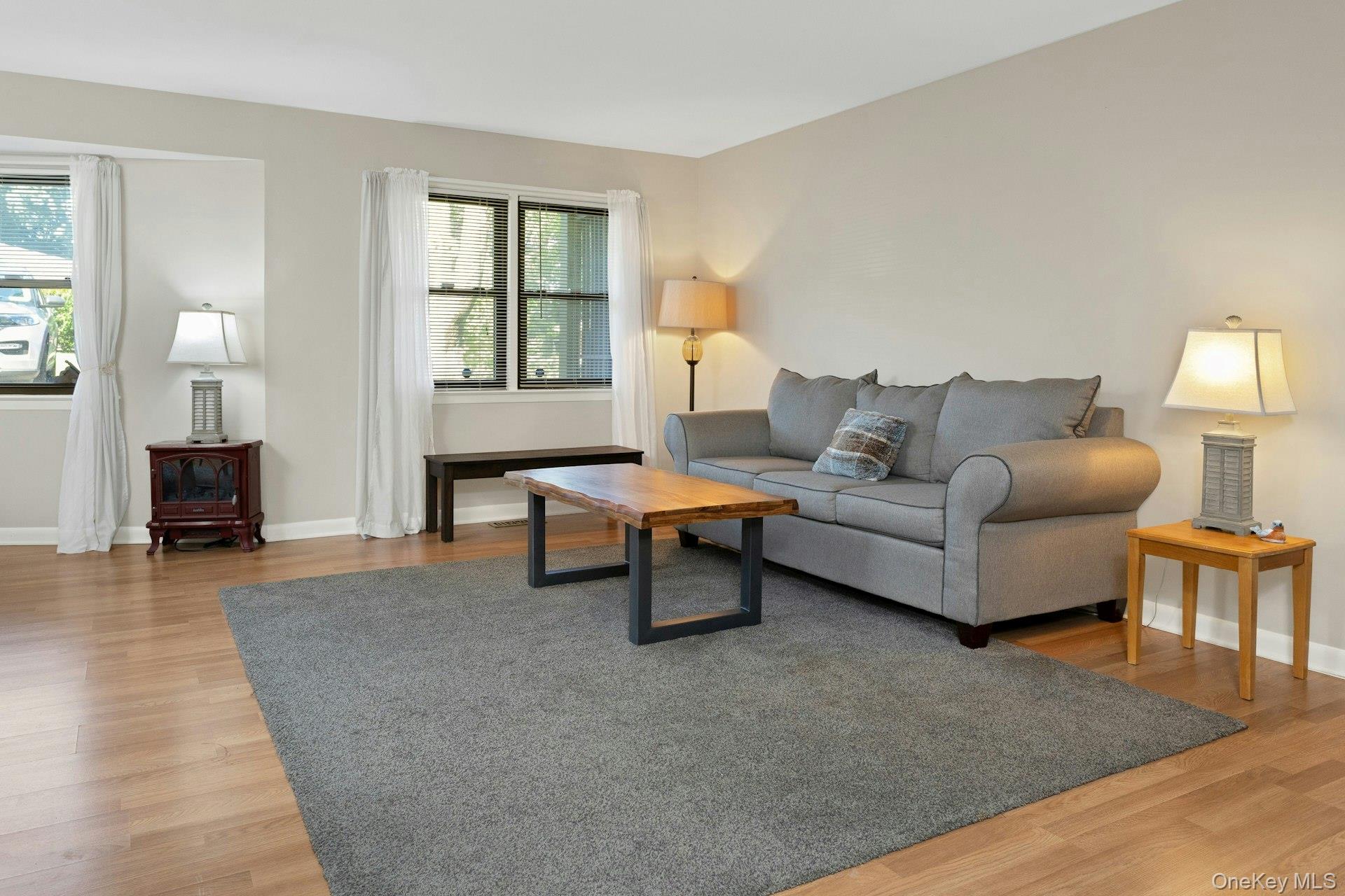 34 B Warwick Place Unit: B