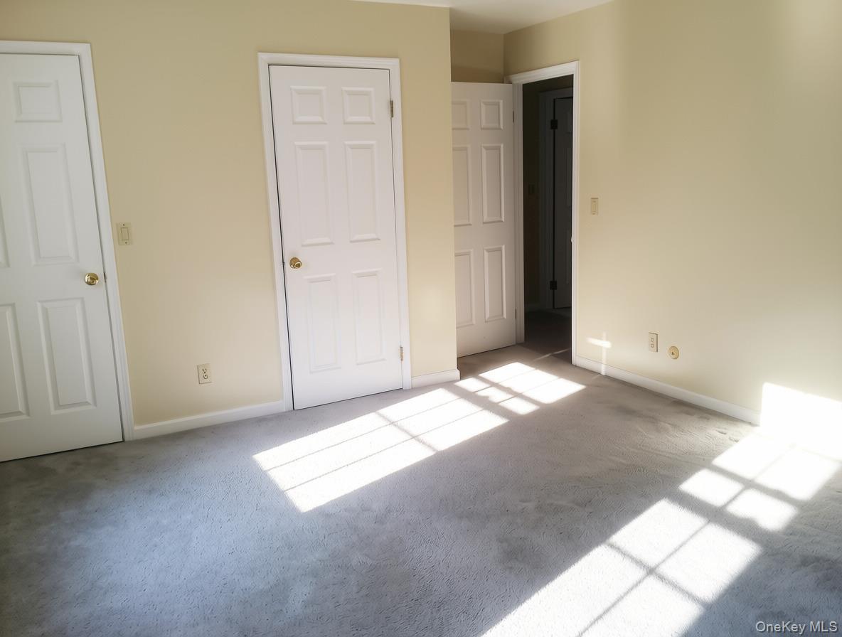 402 Watch Hill Drive Unit: 402