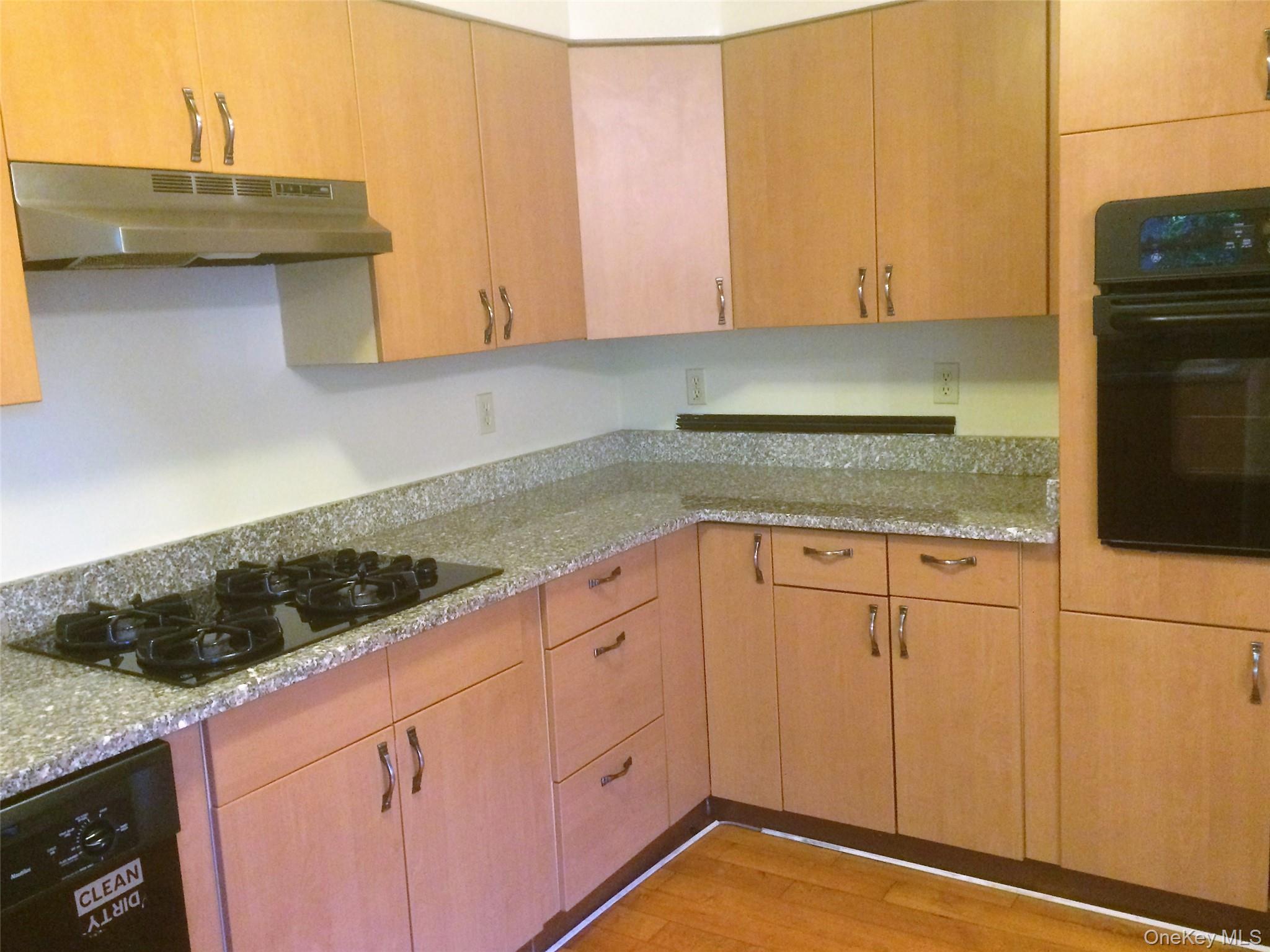 402 Watch Hill Drive Unit: 402