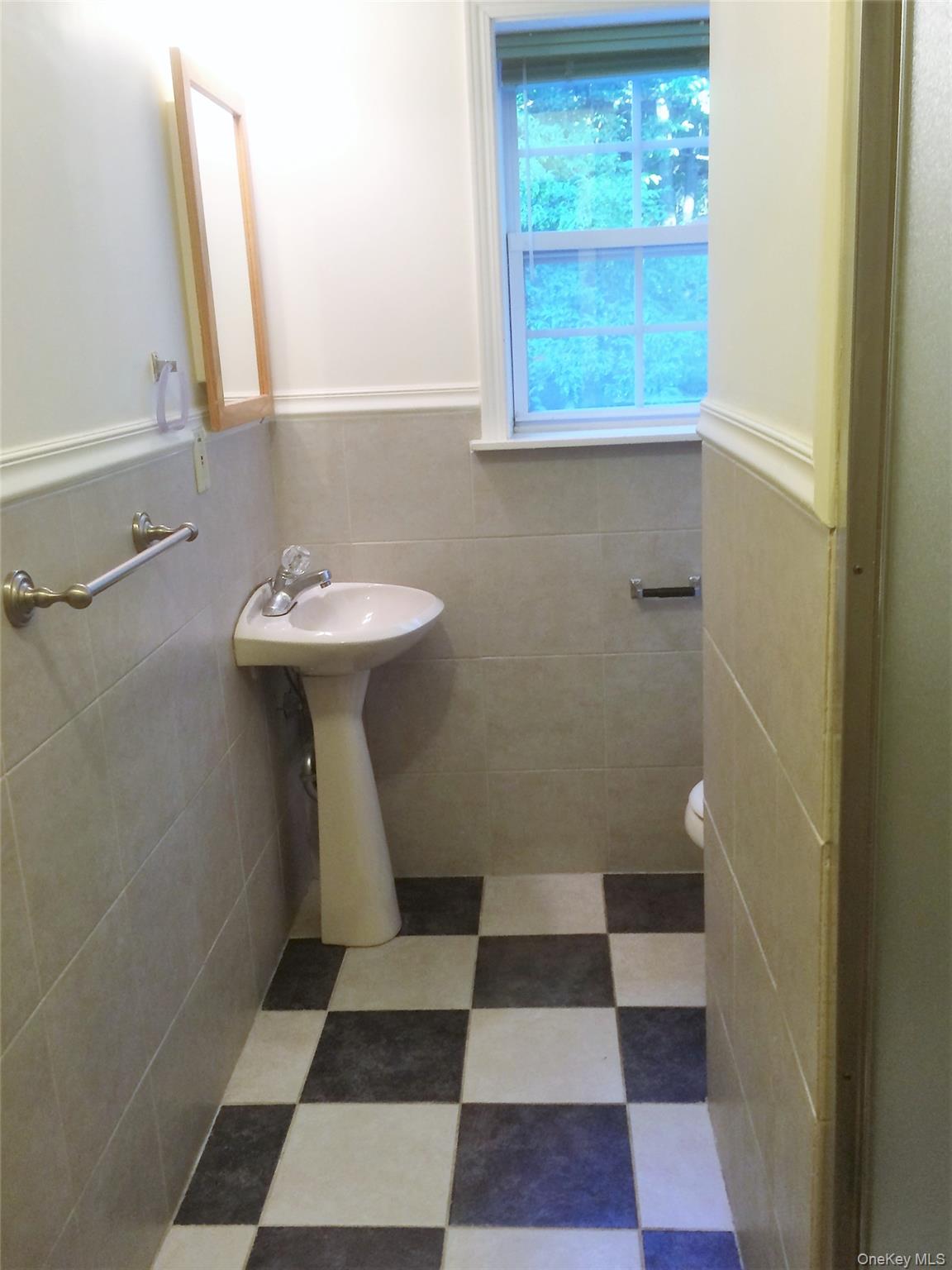 402 Watch Hill Drive Unit: 402