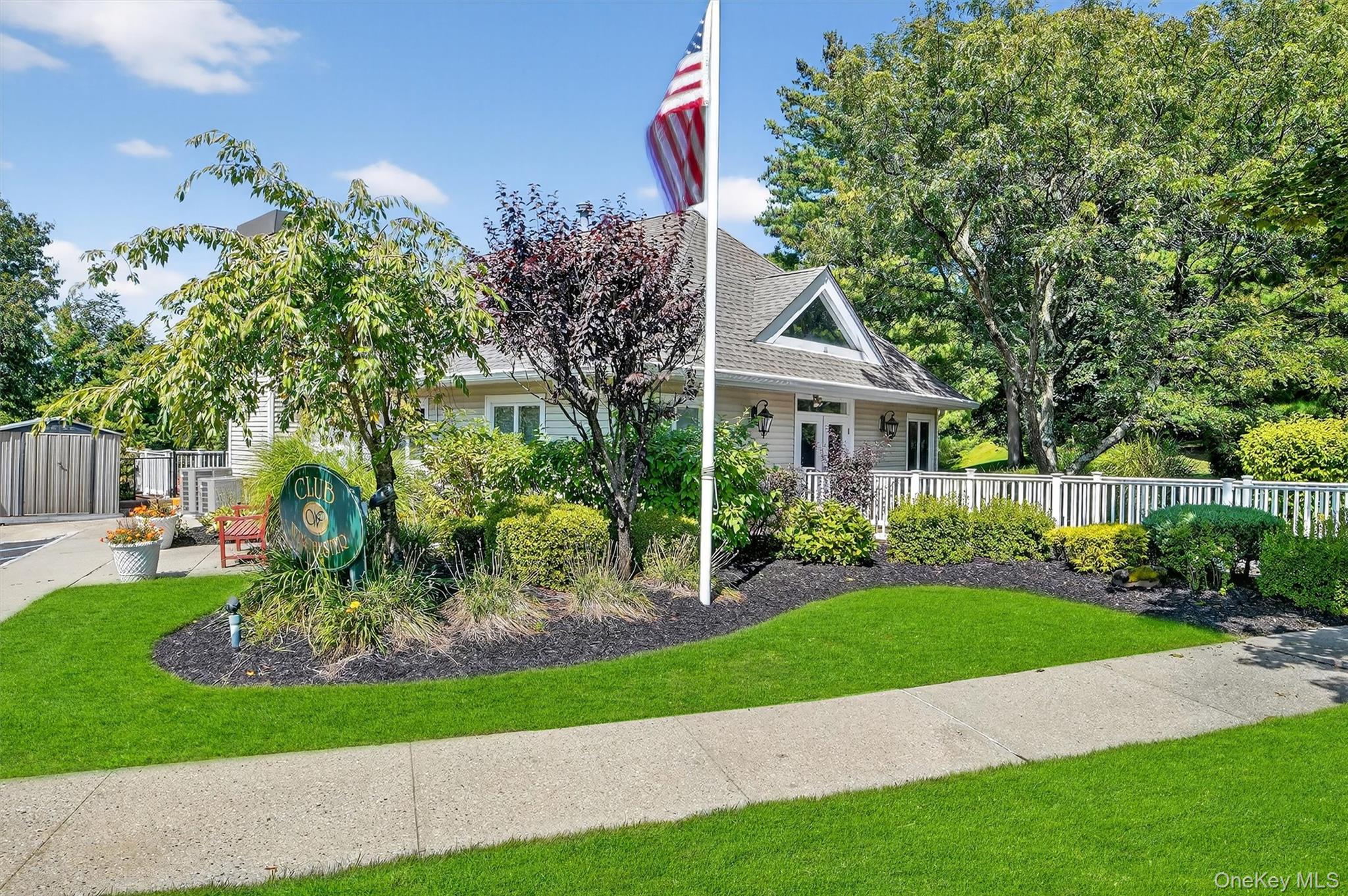 19 Pondview Lane Unit: 19