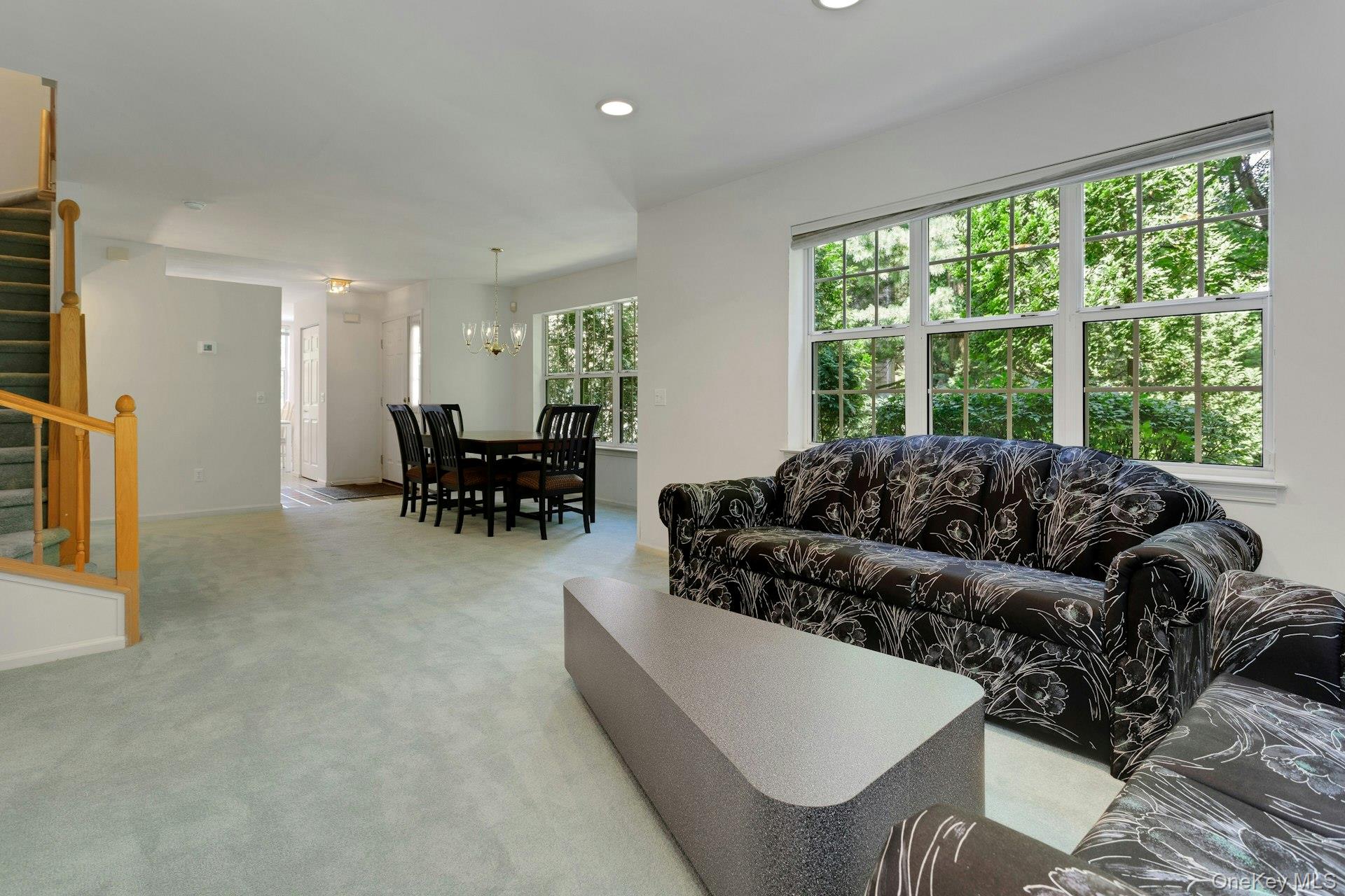 19 Pondview Lane Unit: 19