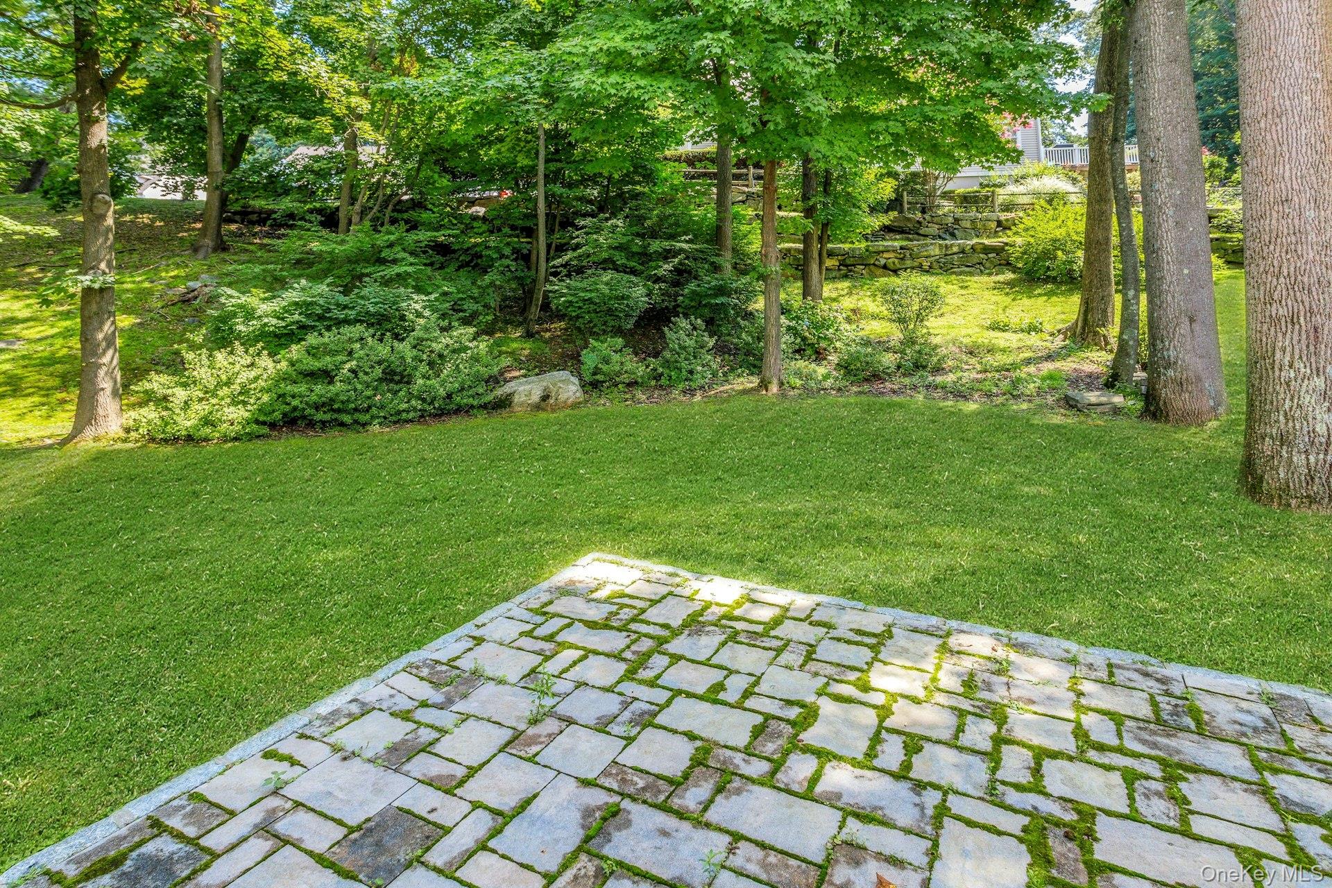 19 Pondview Lane Unit: 19