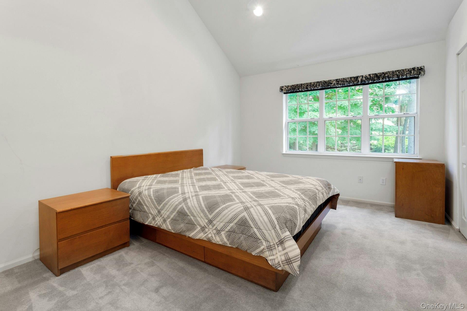19 Pondview Lane Unit: 19