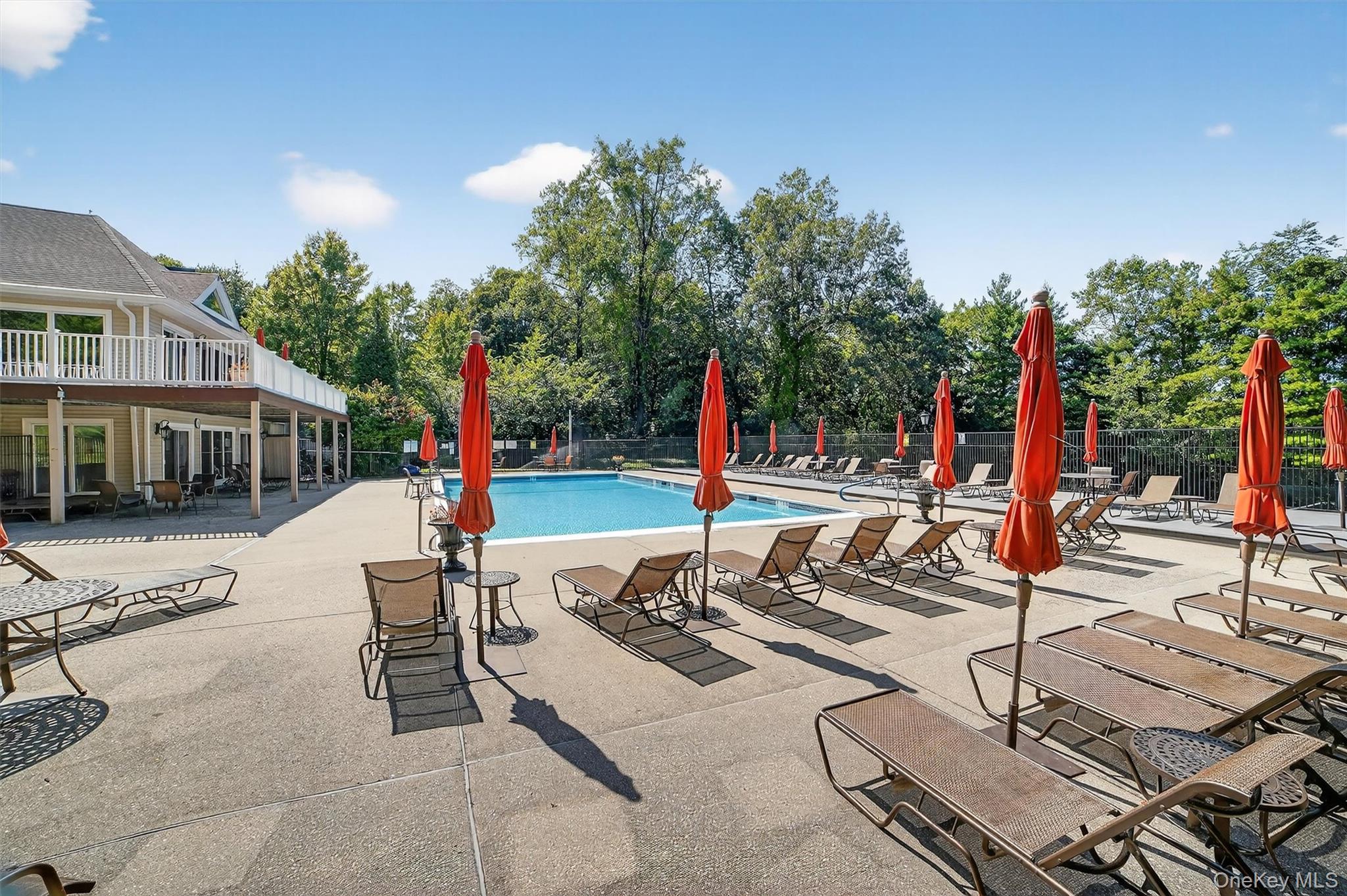 19 Pondview Lane Unit: 19