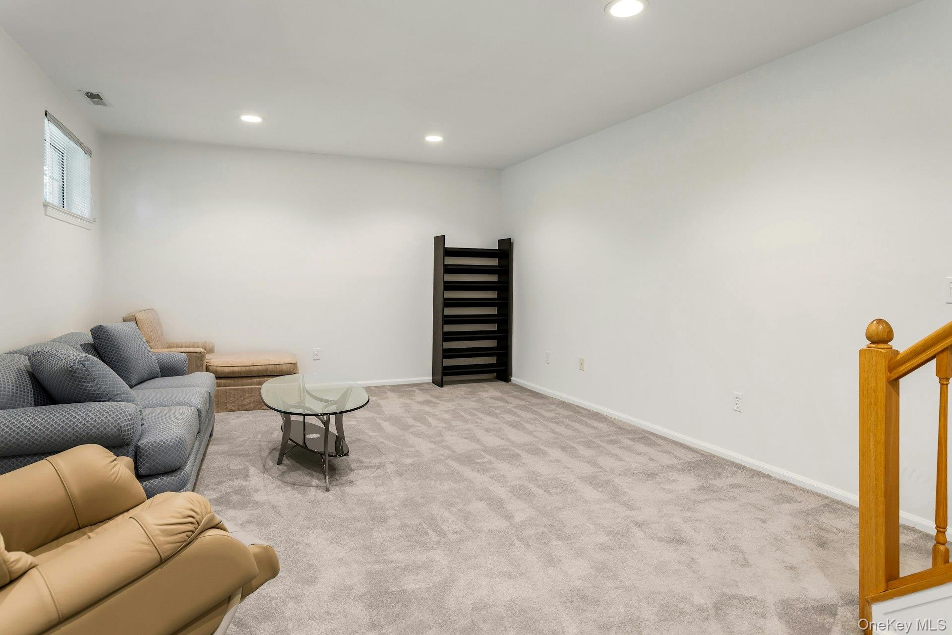 19 Pondview Lane Unit: 19