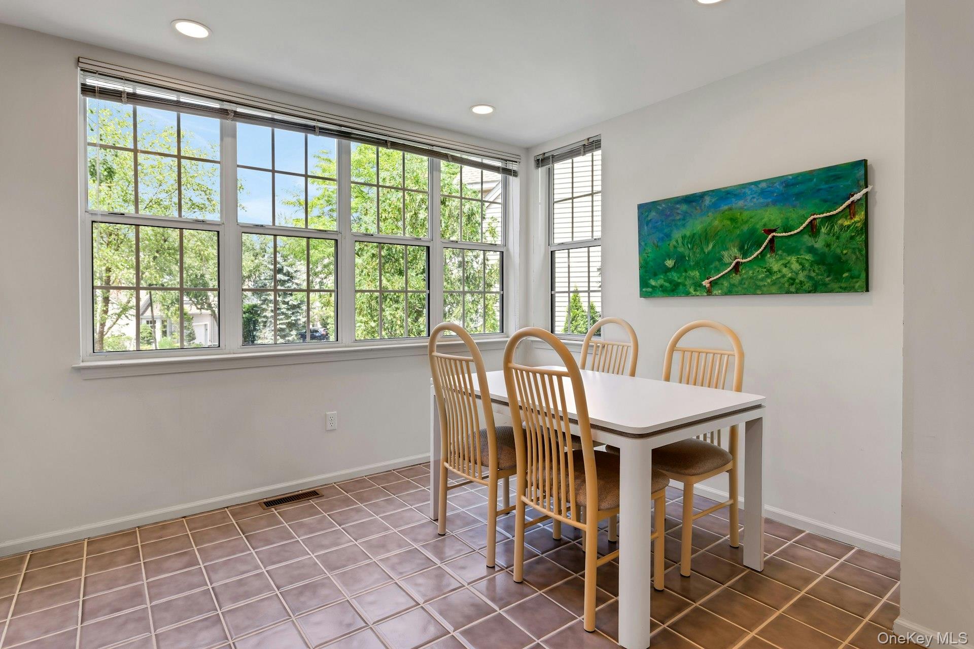 19 Pondview Lane Unit: 19