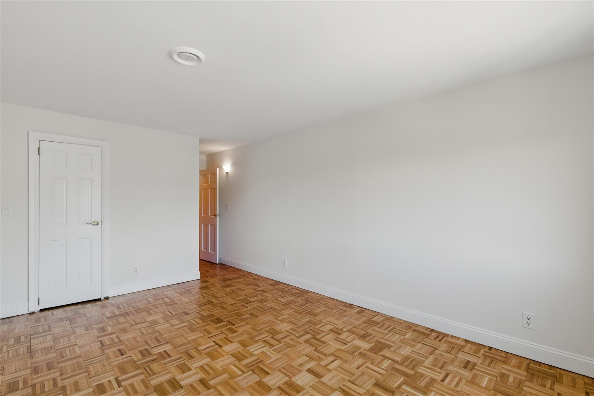 414 Benedict Avenue Unit: 5A