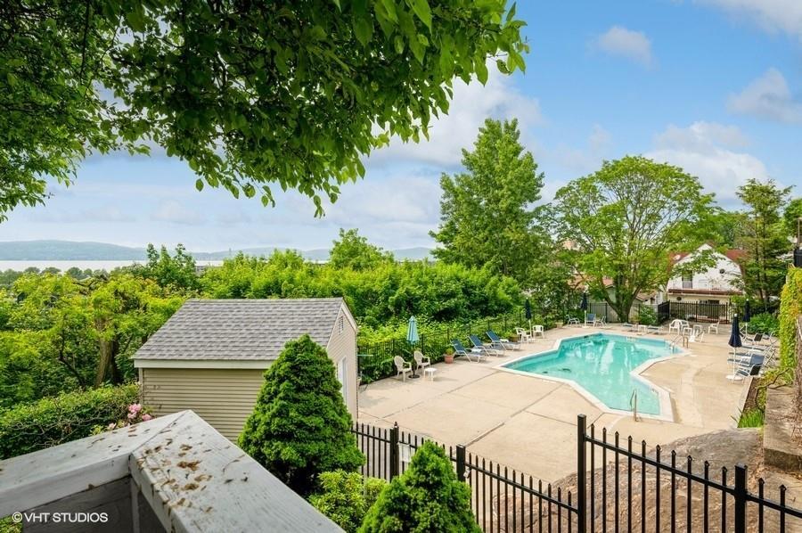 29 D Windle Park Unit: D