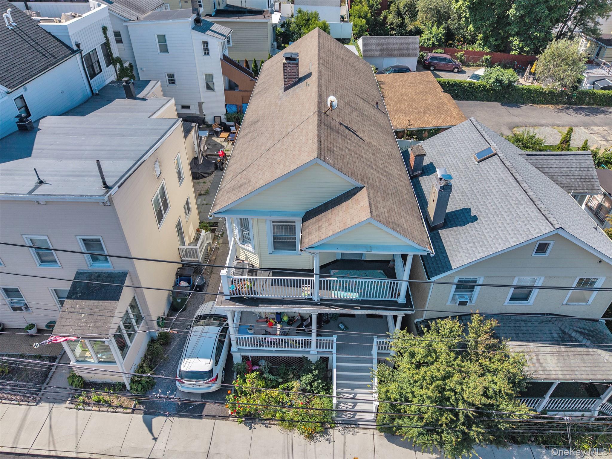 28 W Elizabeth Street Unit: 2