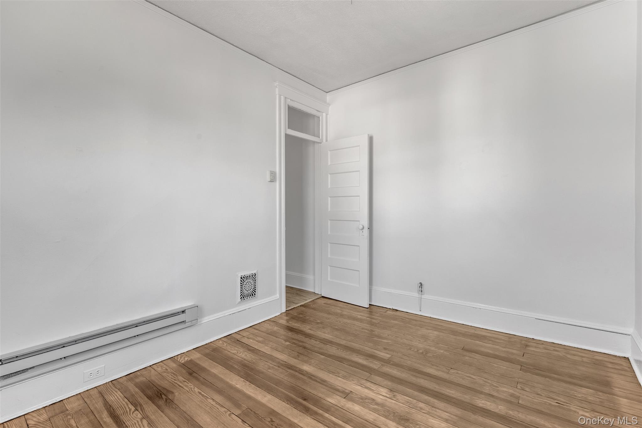 28 W Elizabeth Street Unit: 2