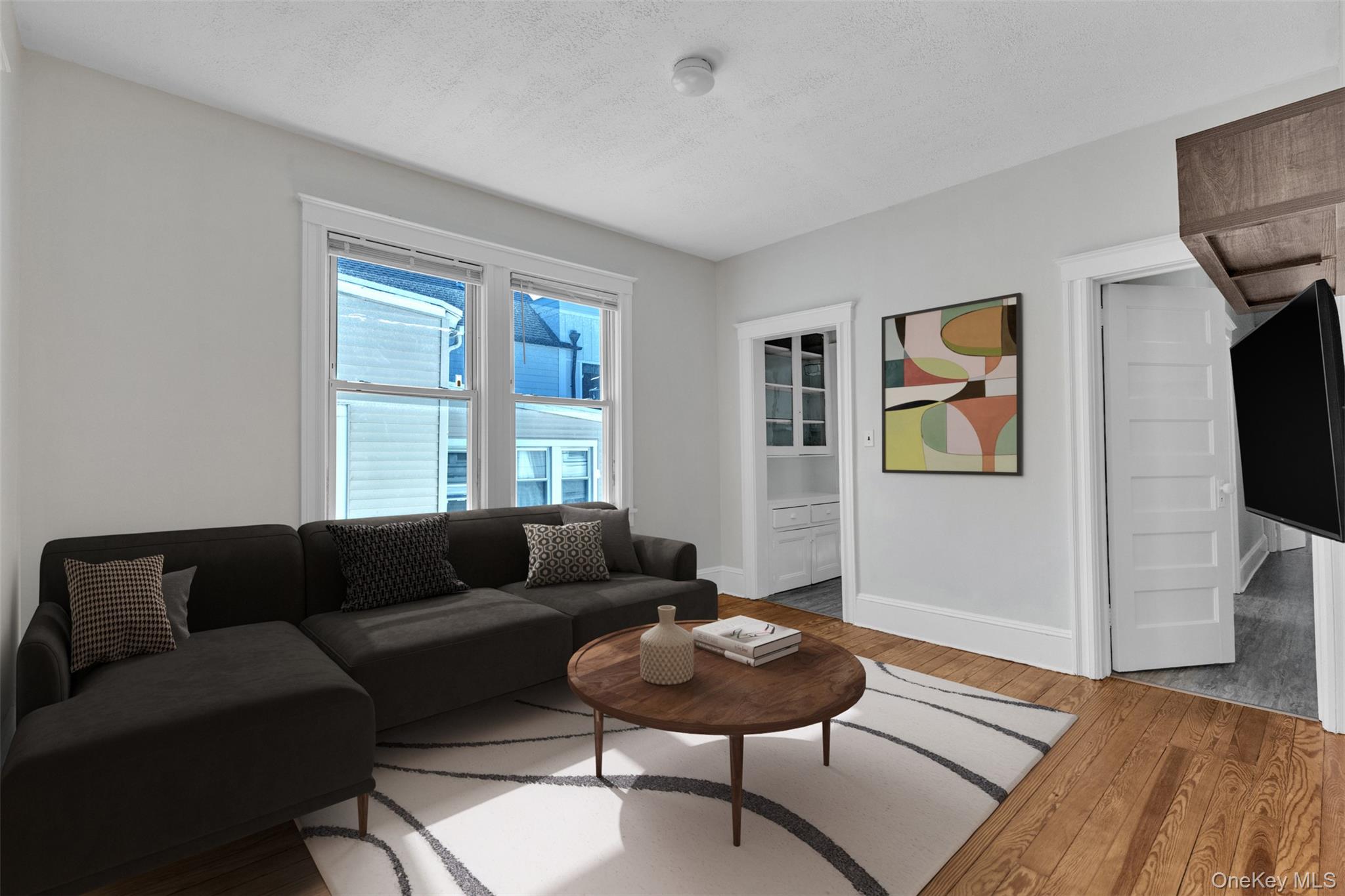 28 W Elizabeth Street Unit: 2