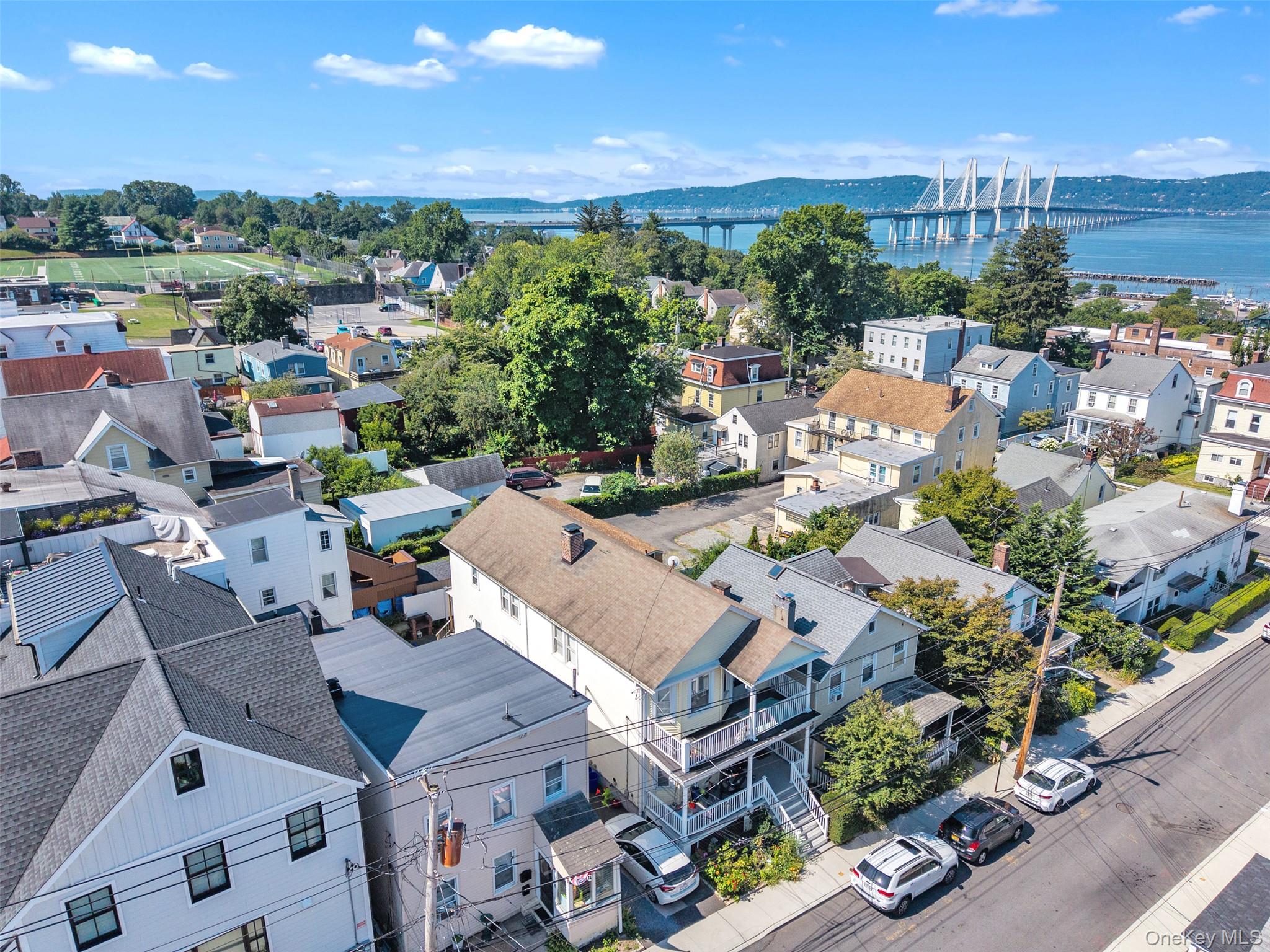 28 W Elizabeth Street Unit: 2