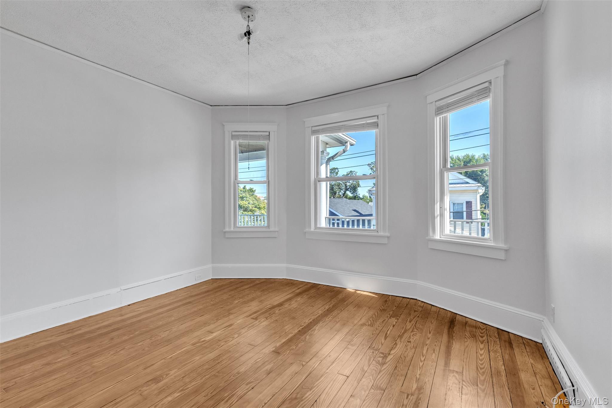 28 W Elizabeth Street Unit: 2