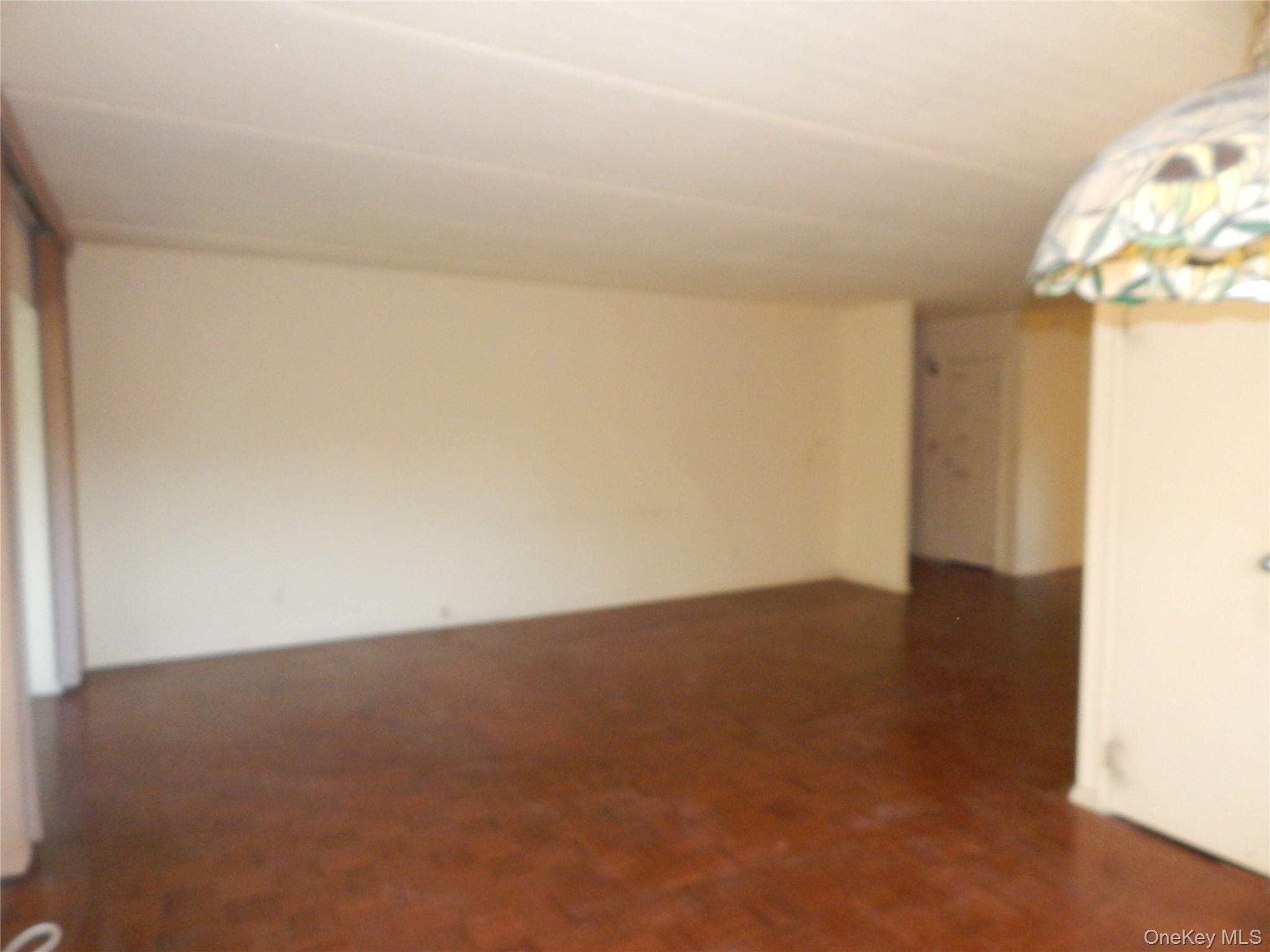 412 Benedict Avenue Unit: 5H