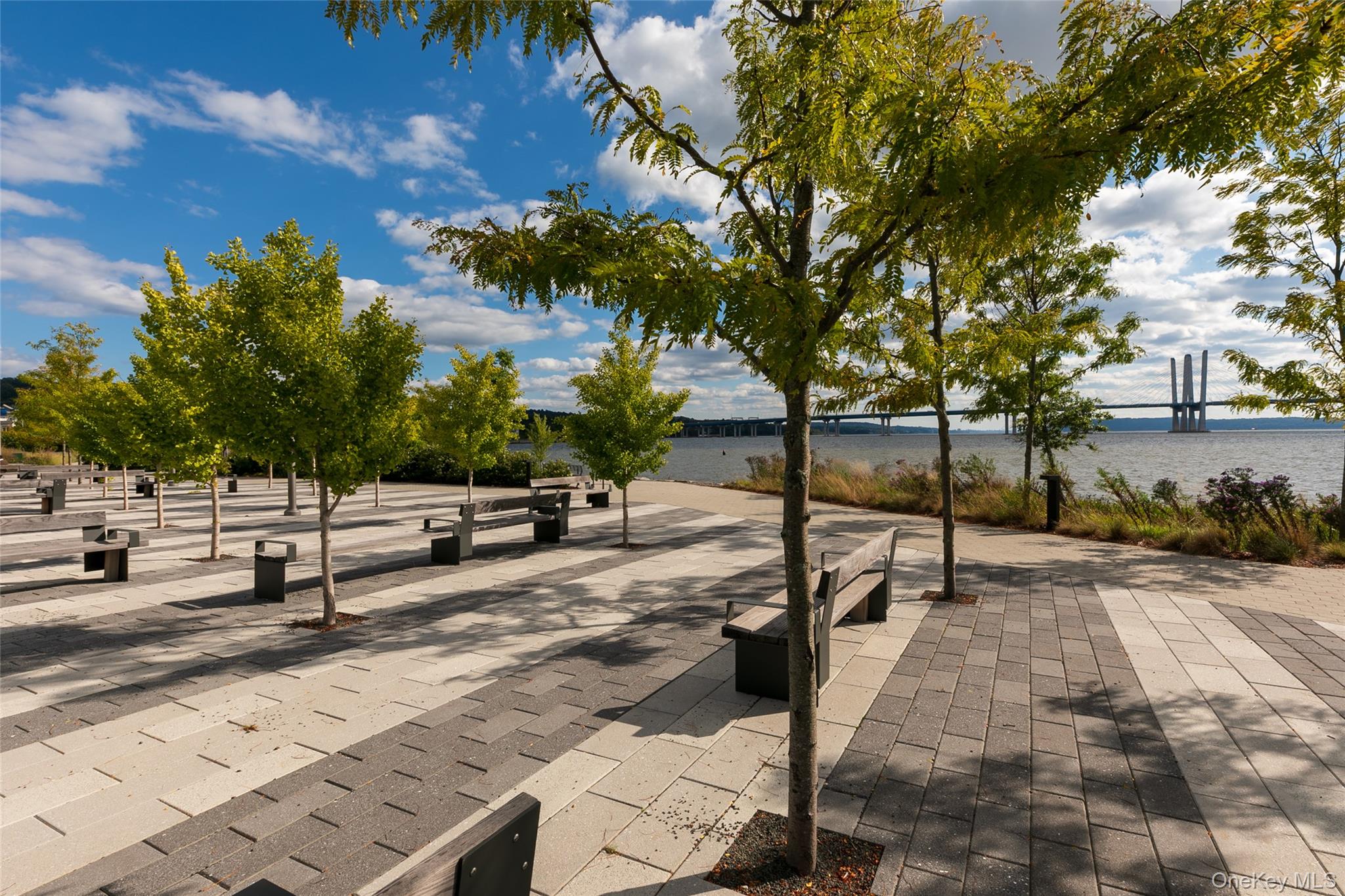 11 Elm Street Unit: 2nd Floor