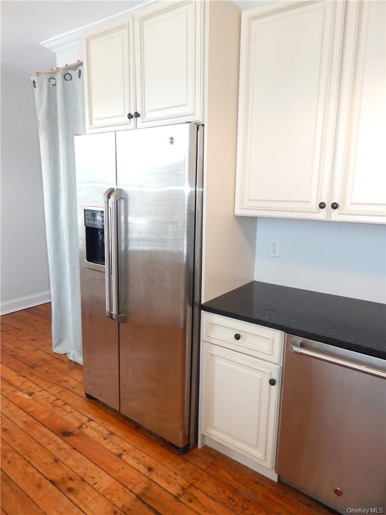 5 N Washington Street Unit: 2