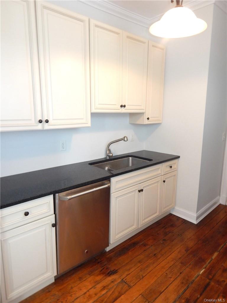 5 N Washington Street Unit: 2