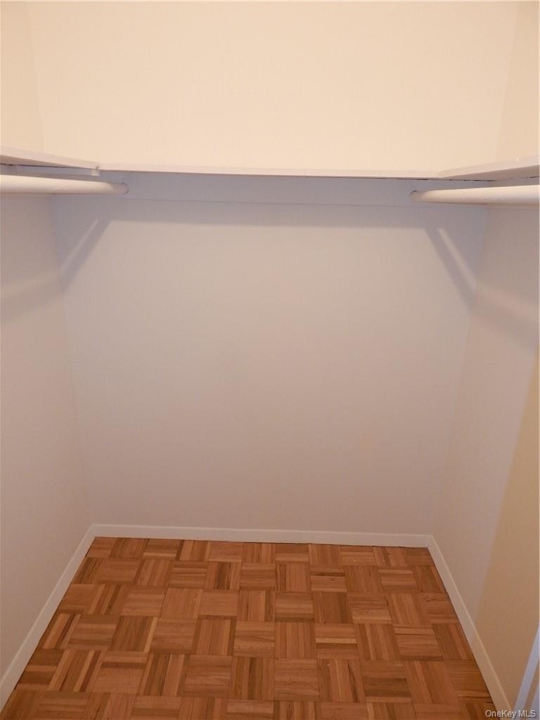 414 Benedict Avenue Unit: 1D