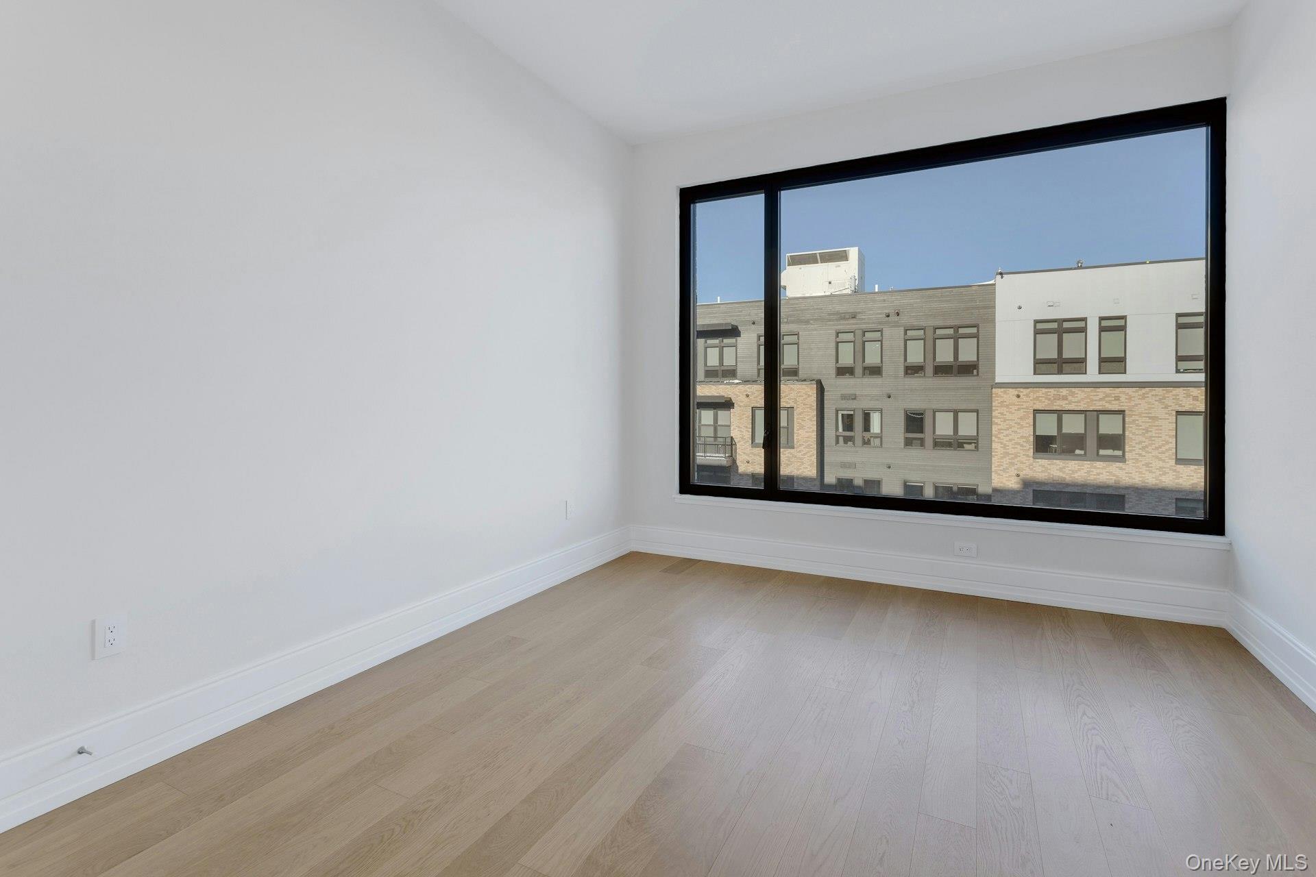 4 Lighthouse Landing Unit: 420