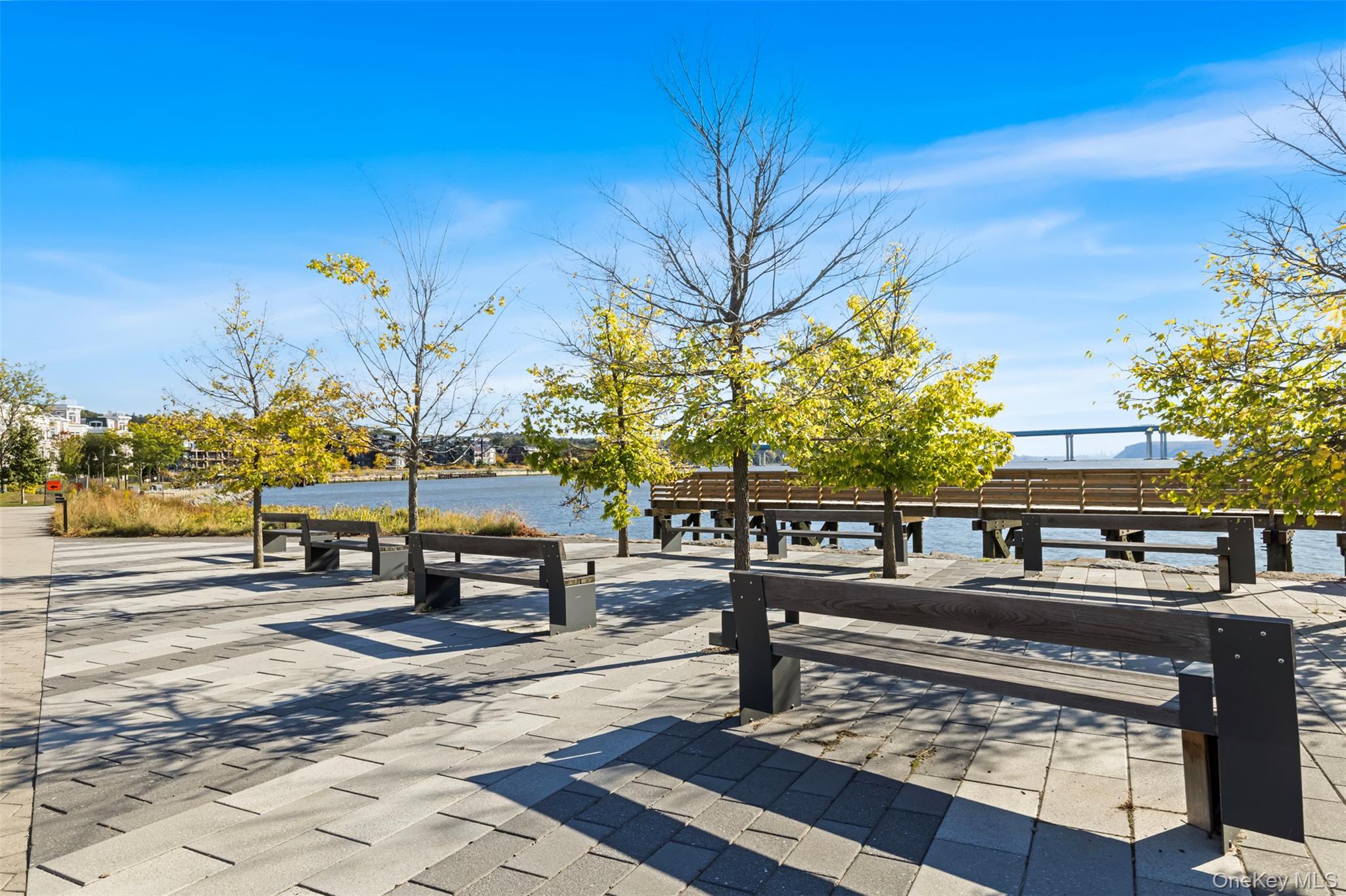 4 Lighthouse Landing Unit: 420