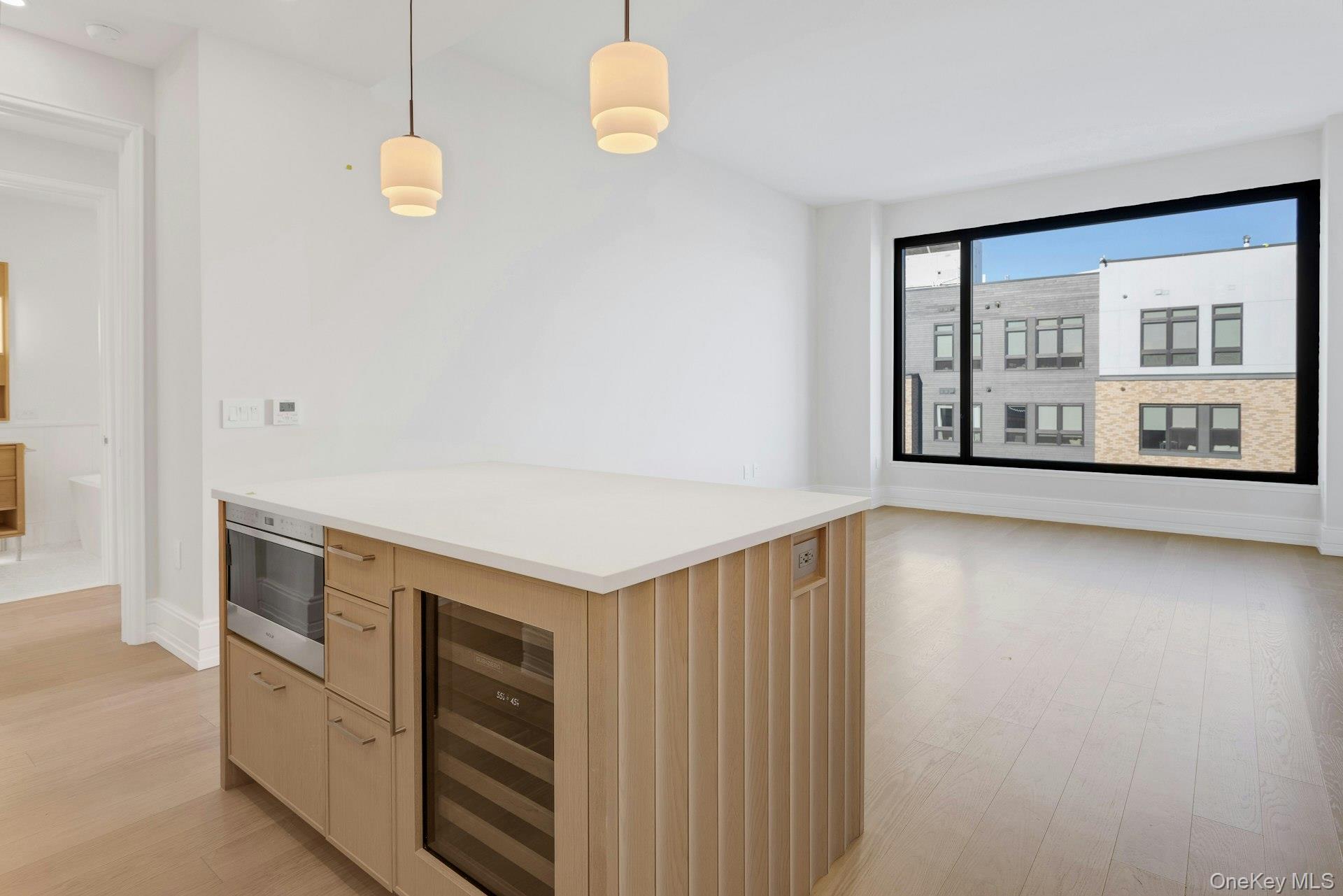 4 Lighthouse Landing Unit: 420