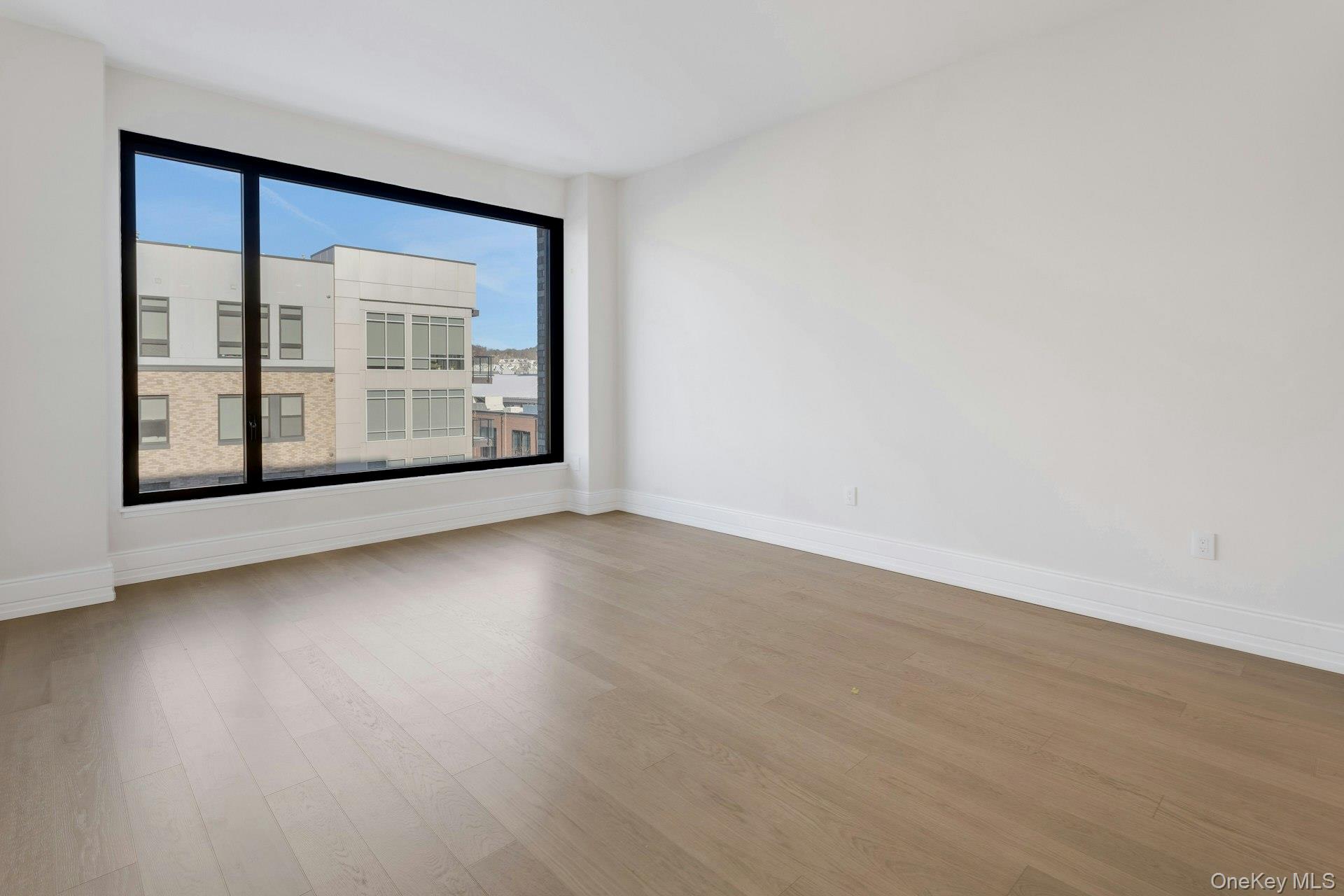 4 Lighthouse Landing Unit: 420