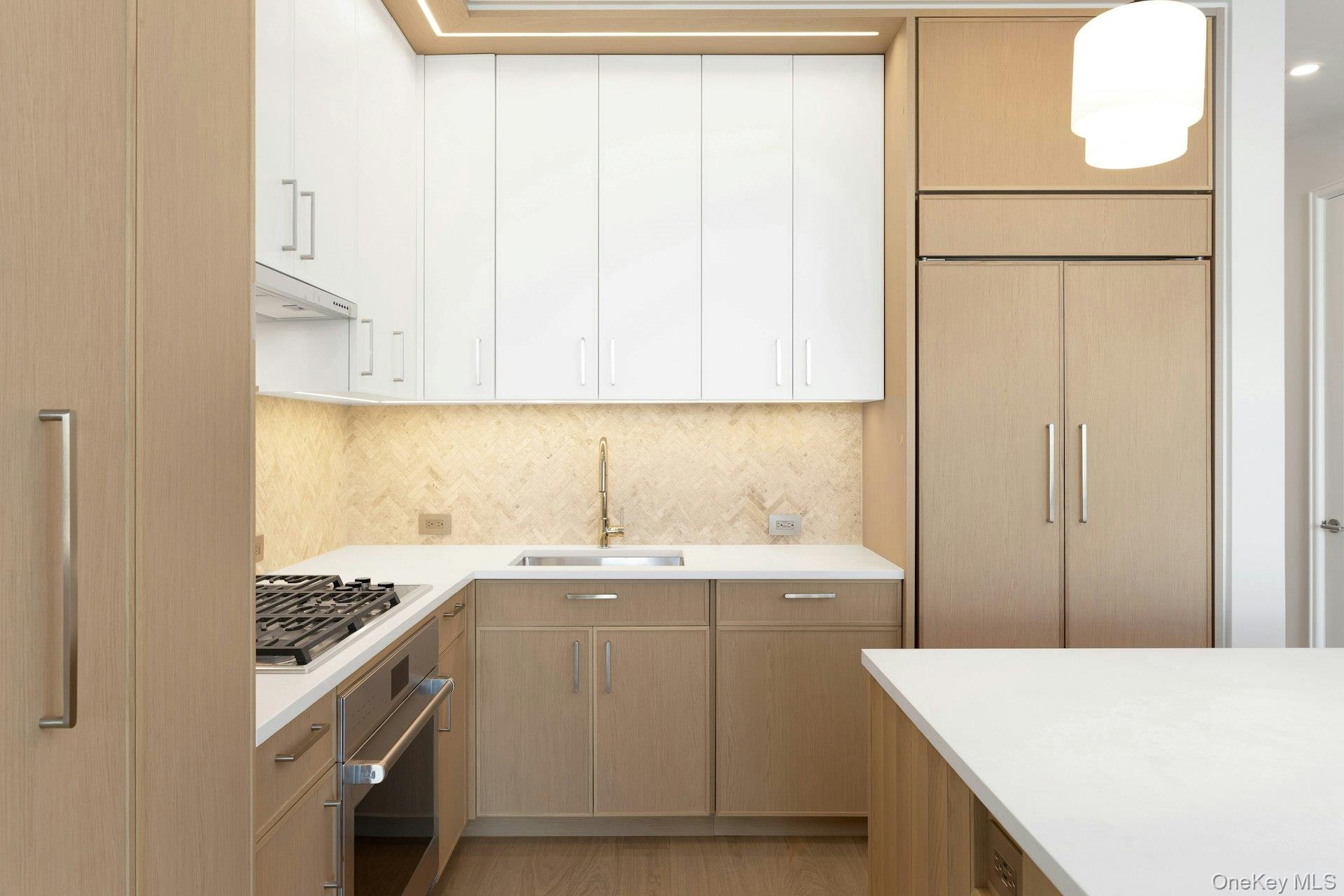 4 Lighthouse Landing Unit: 420