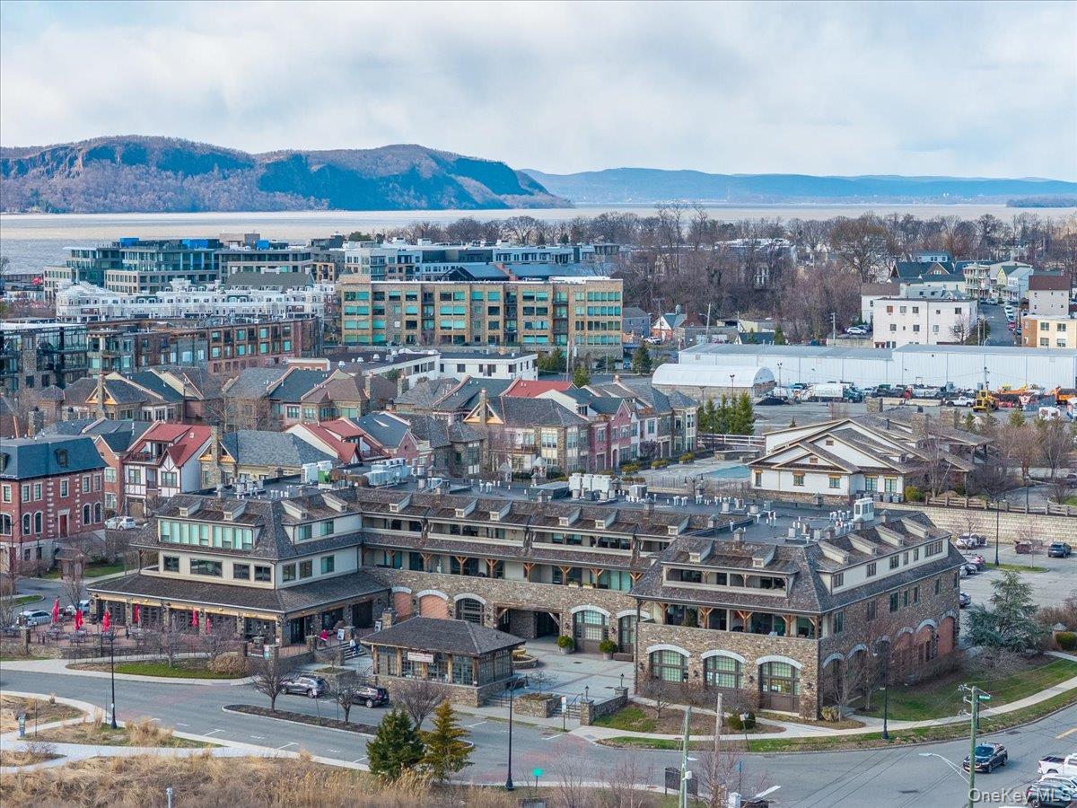 127 W Main Street Unit: 205