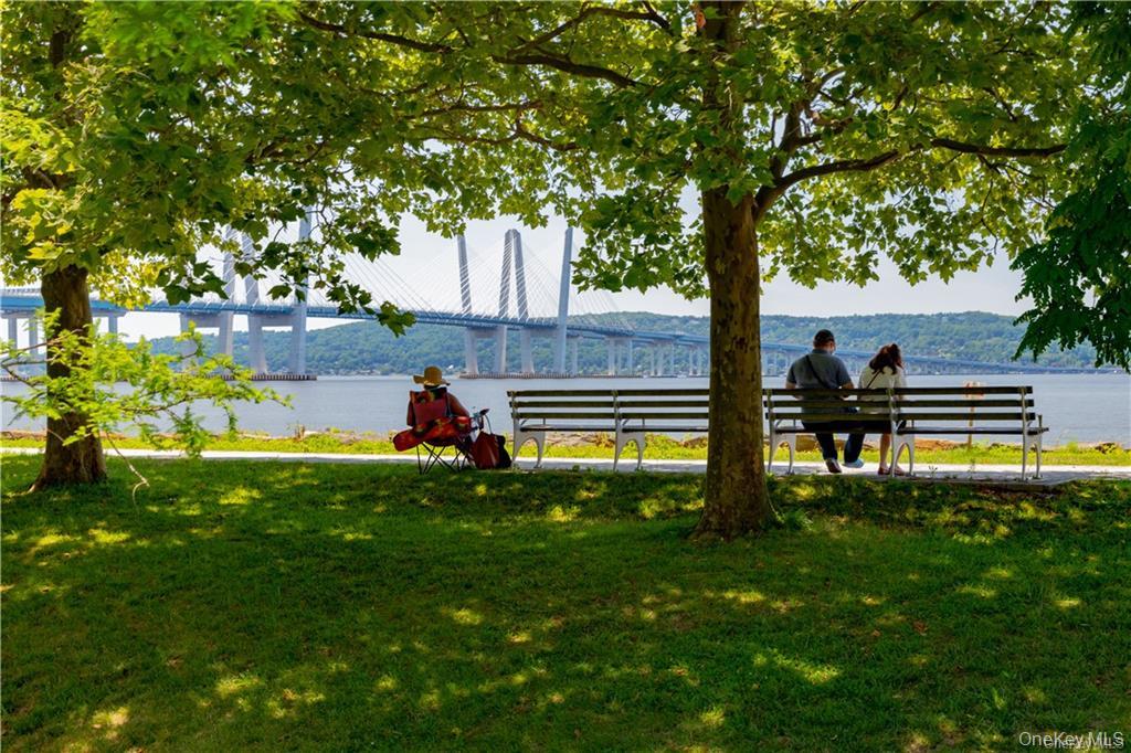 18 Rivers Edge Drive Unit: 305