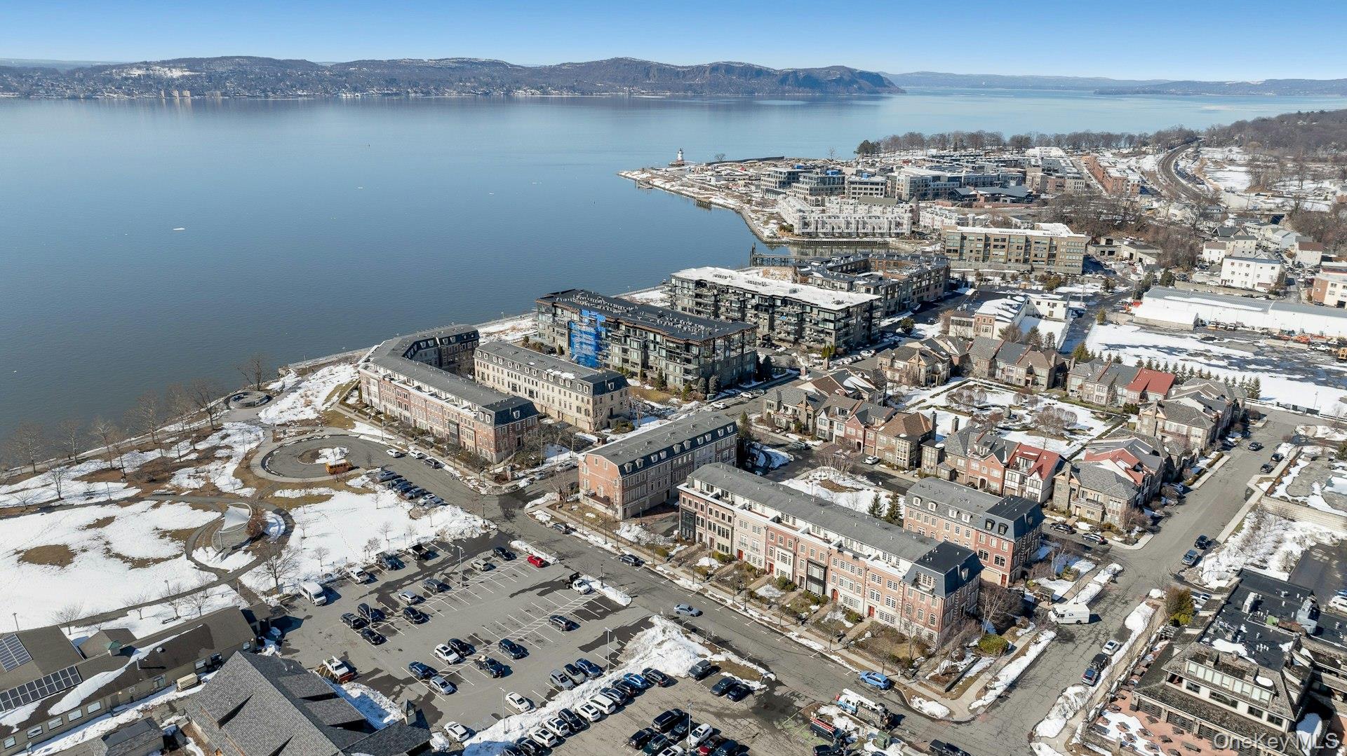 18 Rivers Edge Drive Unit: 305