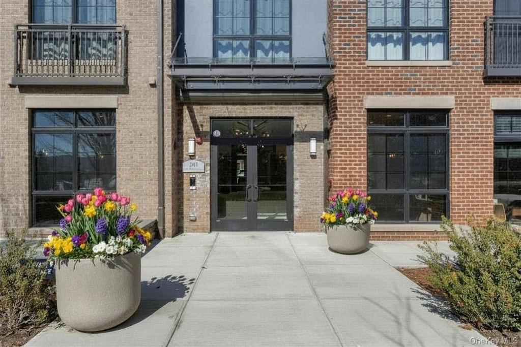 201 Horseman Boulevard Unit: 101