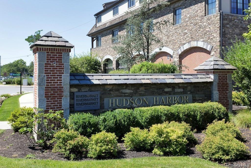 18 Rivers Edge - Unit 211 Drive Unit: 211