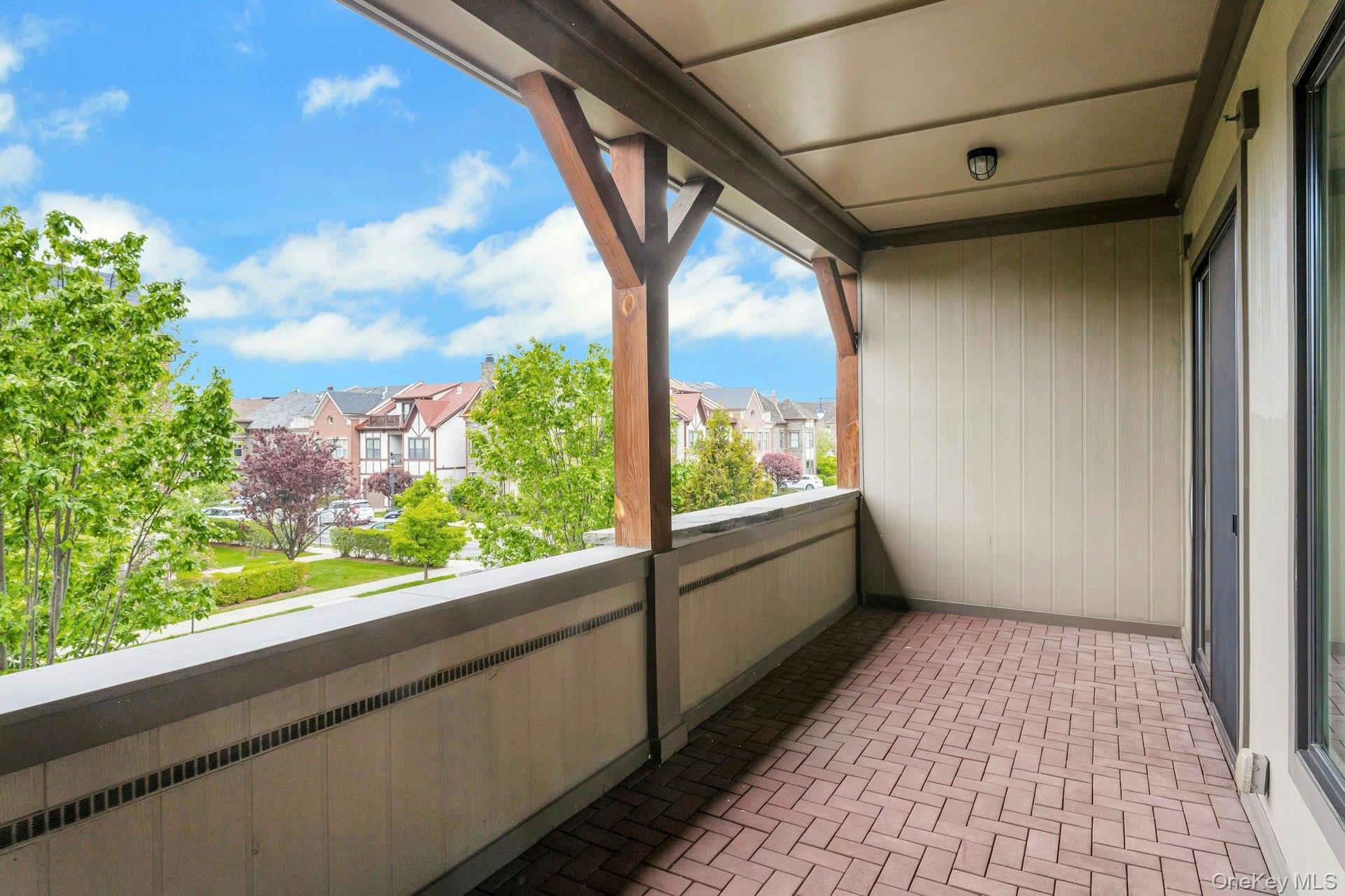 127 W Main Street Unit: 201