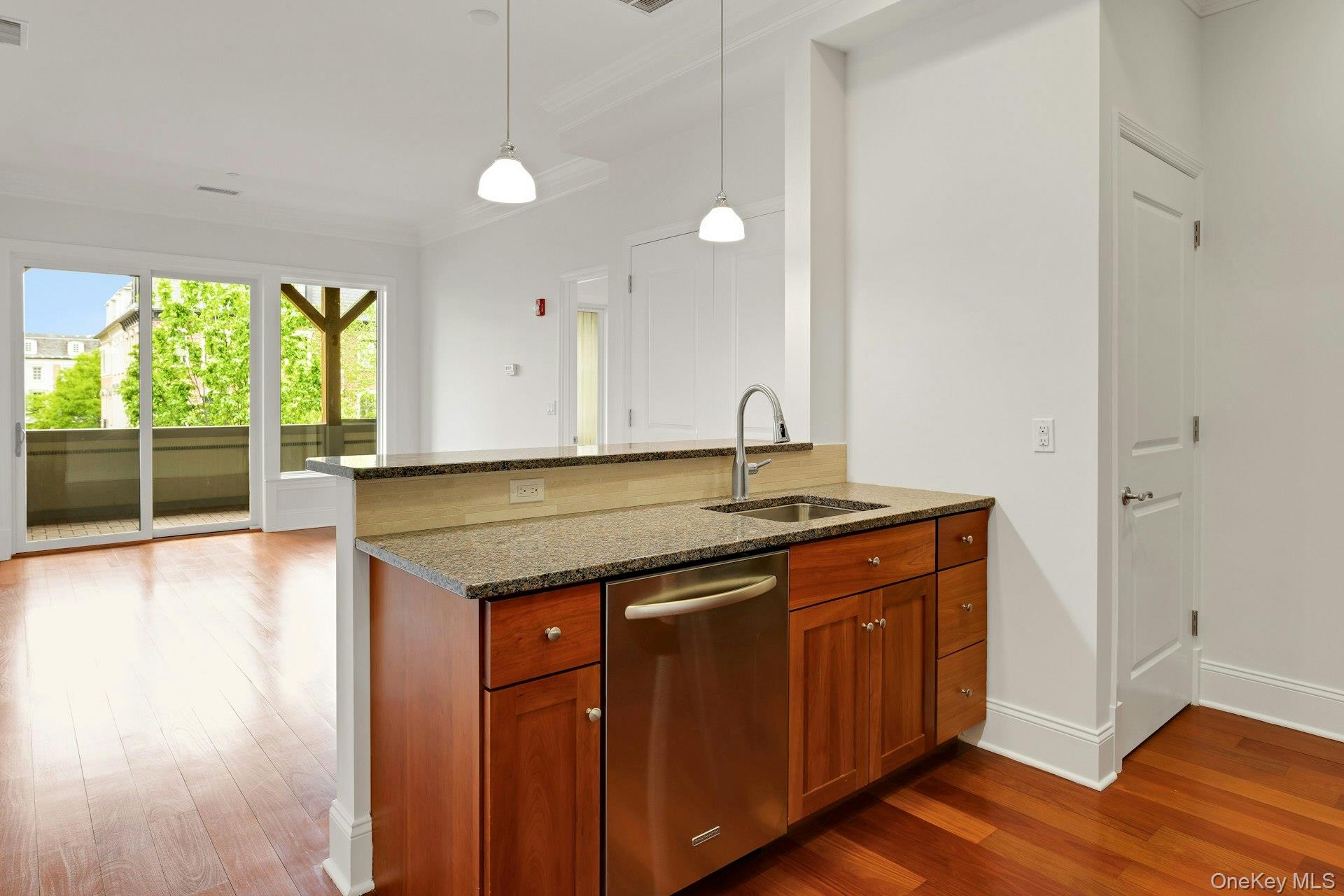 127 W Main Street Unit: 201