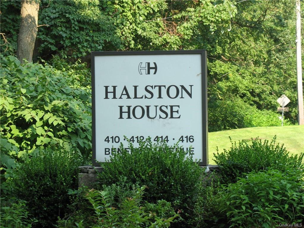 414 Benedict Avenue Unit: 4G