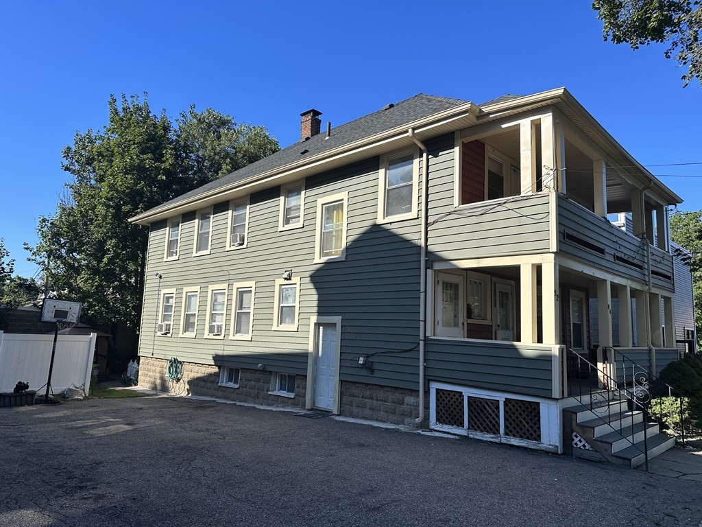 82-84 River Street