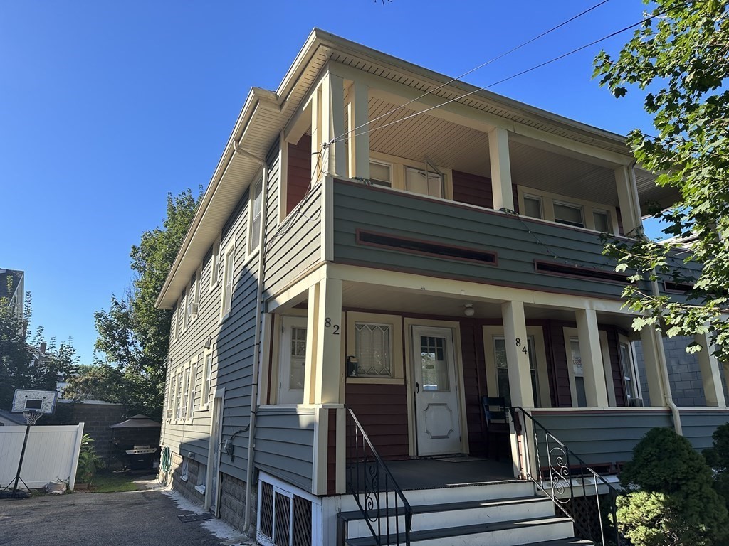 82-84 River Street
