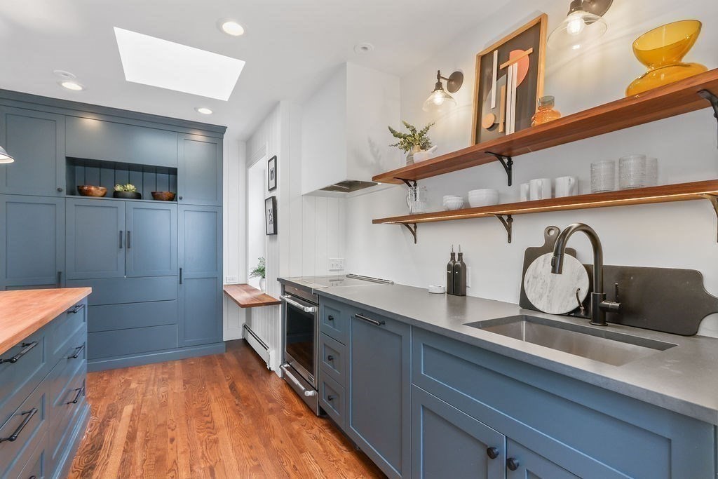 79 Myrtle St # 5