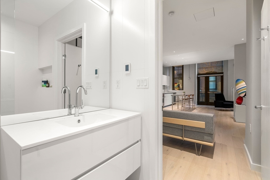 346 Congress Street # 108