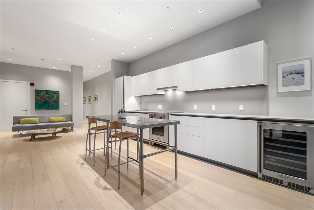 346 Congress Street # 108