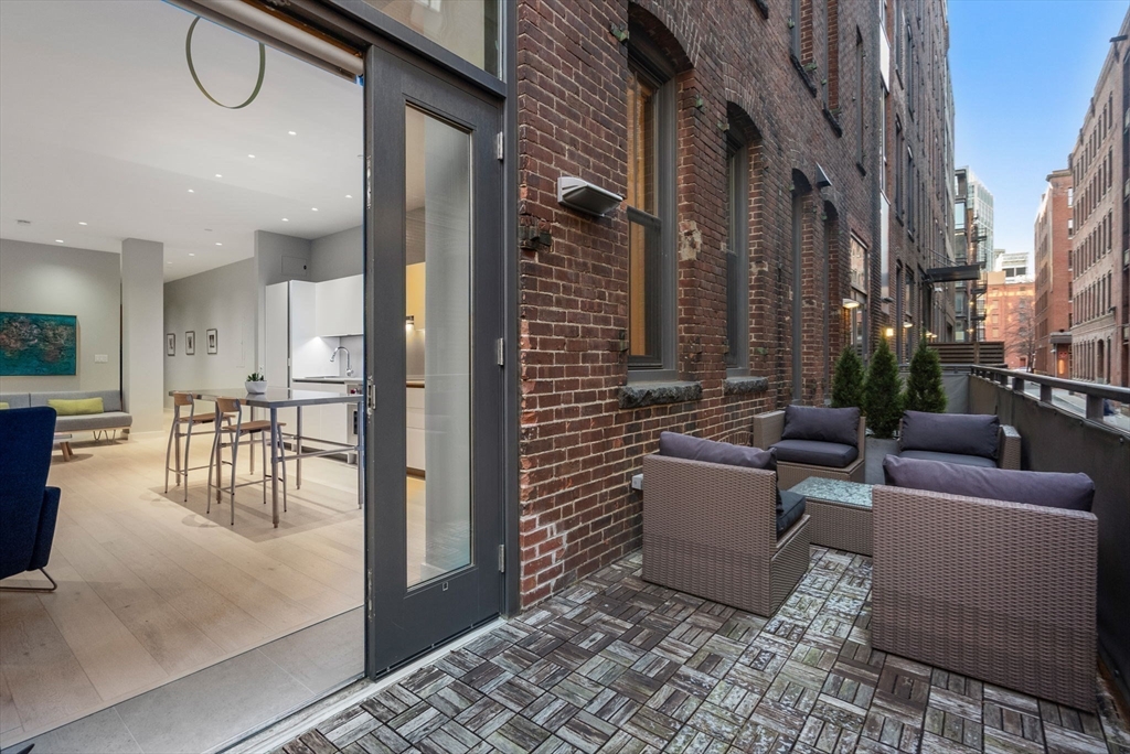 346 Congress Street # 108