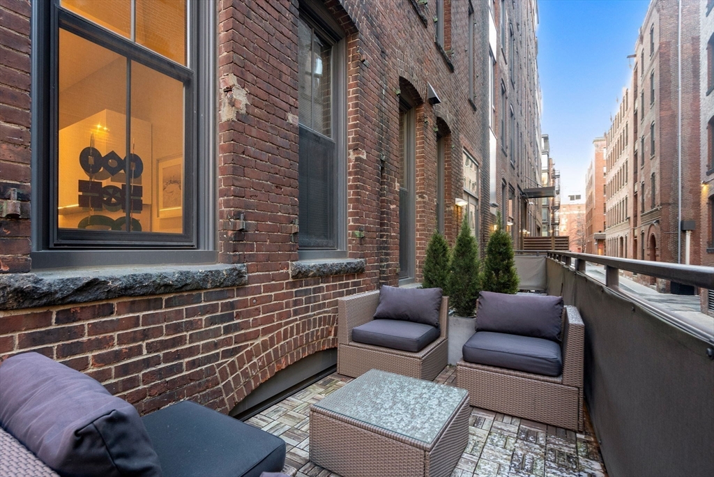 346 Congress Street # 108