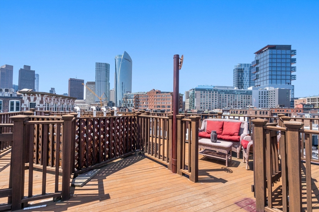 101 Prince Street # 1 Unit: PH-1