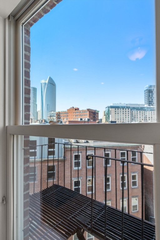 101 Prince Street # 1 Unit: PH-1